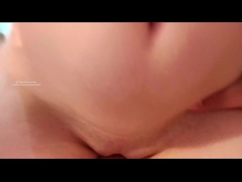 ❤️ Opamning xonasida uxlab yotib, men shunday uyg'ondim ❤ seks bizda uz.porncomixone.ru ﹏